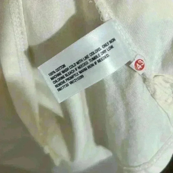 Long Sleeve Pocket Tee White Soft Everyday Casual Top Size M - Picture 6 of 6